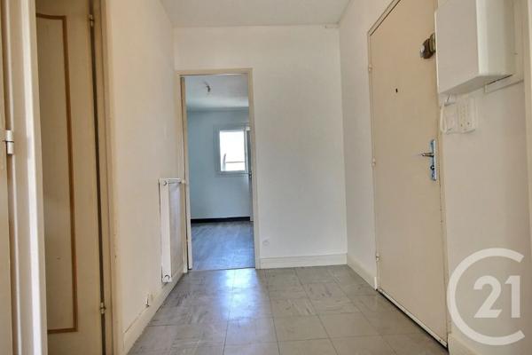 Appartement F3 à vendre  3 pièces - 65,23 m 2   MER  - 41