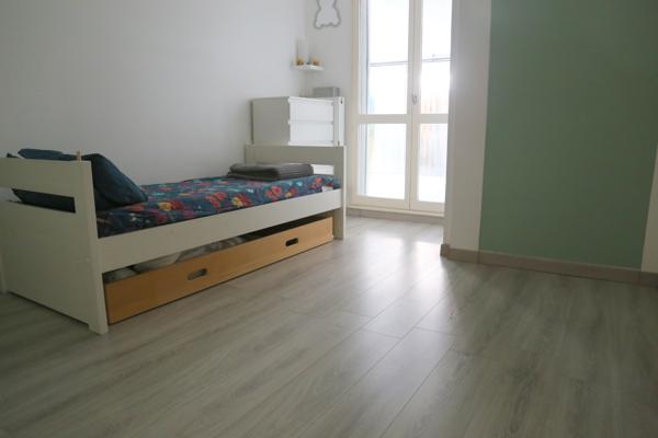 CHATOU 78400 APPARTEMENT EN REZ DE JARDIN