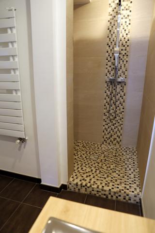 CHATOU 78400 APPARTEMENT EN REZ DE JARDIN