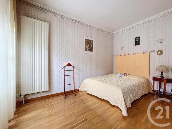 Maison à vendre  7 pièces - 177,21 m2 VILLENEUVE LA GUYARD - 89