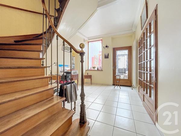 Maison à vendre  7 pièces - 177,21 m2 VILLENEUVE LA GUYARD - 89