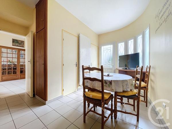 Maison à vendre  7 pièces - 177,21 m2 VILLENEUVE LA GUYARD - 89