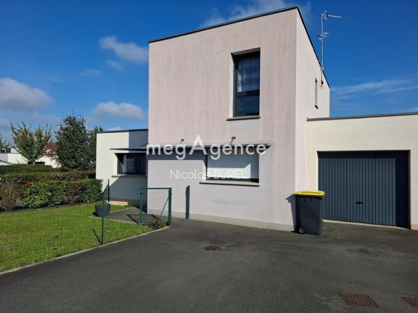 Maison à SAINT-BERTHEVIN, 53940 - 5 pièces 86m²