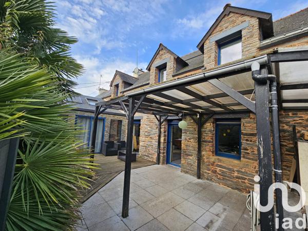 Maison à vendre 6 pièces 145 m² Bains-sur-Oust