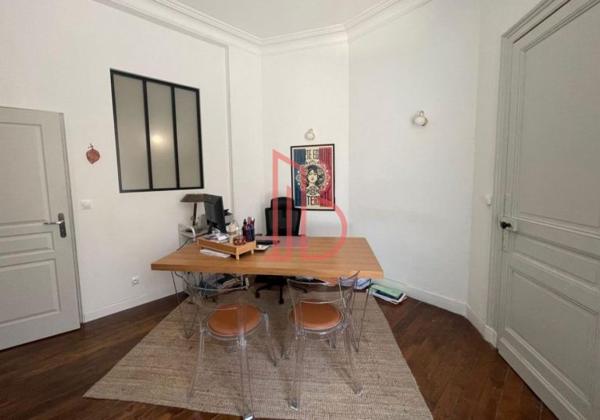 Bureau de 50 m² à louer à Bordeaux Jardin Public Quinconces