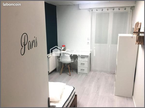 Appartement au rez de chaussée avec de beaux volumes !
