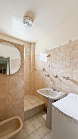 Vente
                Appartement60 m² - 3 Pièces -
                    CHOISY LE ROI (94600)