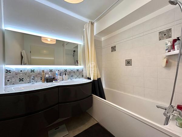 Appartement Carrieres Sous Poissy 3 pièce(s) 63m² 249 000 € **  - Référence  9298
