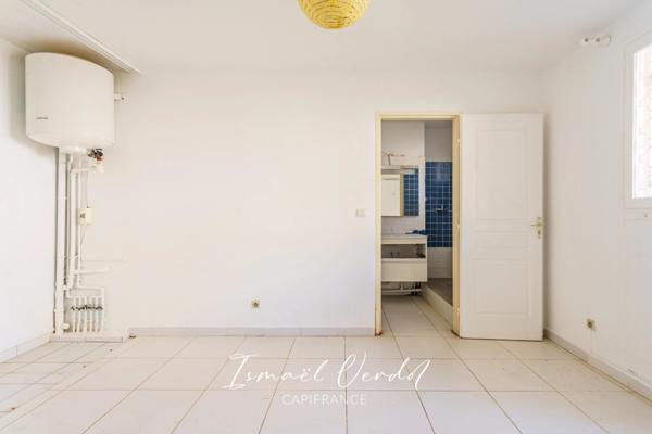 À vendre : Appartement T4 avec terrain de 260 m² – Le Gosier (971)