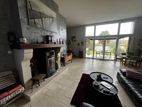 LONGERE de 150m² habitables en PLAIN-PIED