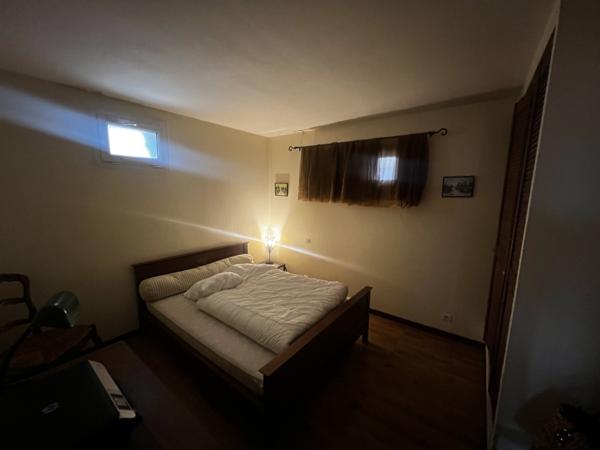 LONGERE de 150m² habitables en PLAIN-PIED