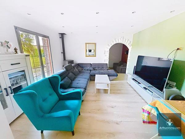 Vente Maison 6 pièces 135 m2 à Villerest