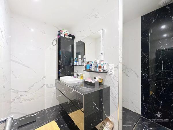 Vente Maison 6 pièces 135 m2 à Villerest