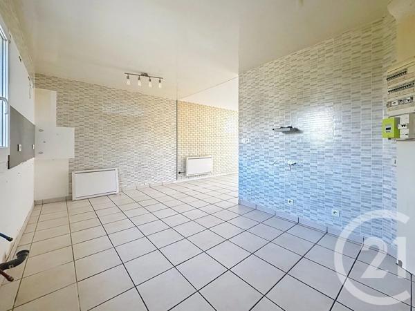 Maison à vendre  5 pièces - 88,15 m 2   FECAMP  - 76