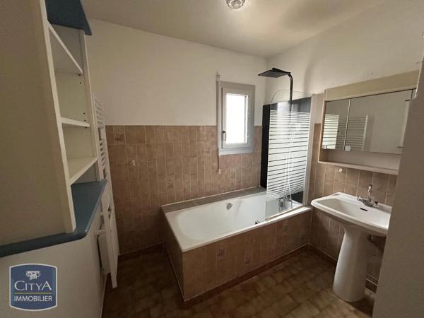 Appartement à louer 2 pièces 49m² Besançon (25000)