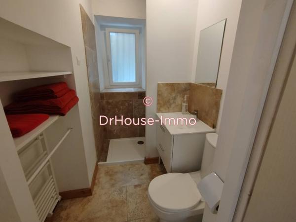 Immeuble à vendre 7 pièces de 180 m²