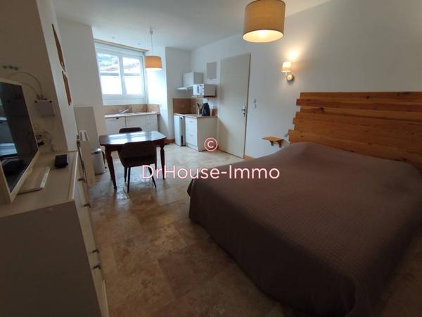 Immeuble à vendre 7 pièces de 180 m²