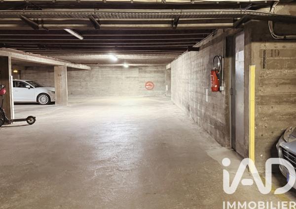Parking à vendre 12 m² Paris 15