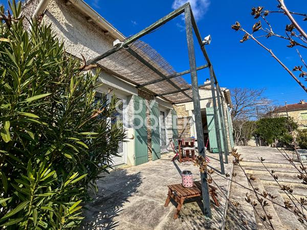 Maison de plain pied proche centre ville l'Isle sur la SOrgue