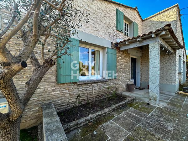 Maison de plain pied proche centre ville l'Isle sur la SOrgue