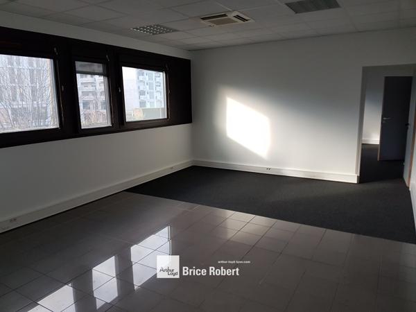 Bureaux à louer Lyon Part-Dieu surfaces modulables proche gare SNCF