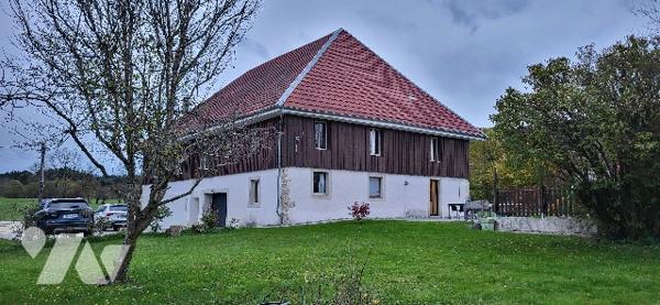 Ancienne ferme rénovée de 267 m² sur terrain arboré de 3043 m²