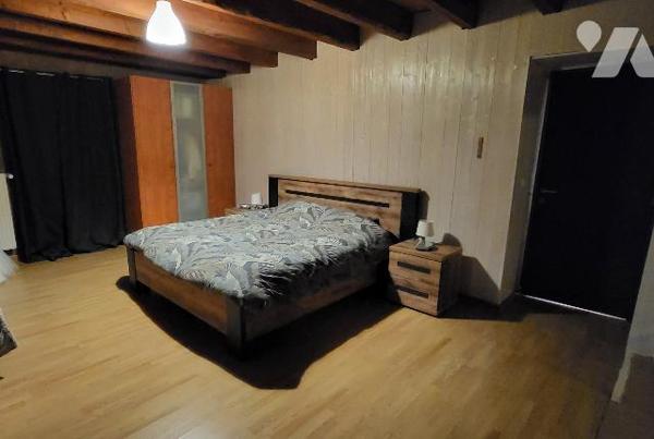 Ancienne ferme rénovée de 267 m² sur terrain arboré de 3043 m²