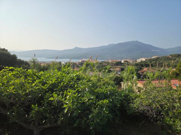 Villa T4 vue mer à Propriano à 10 min du port, terrain de 1300 m² Propriano (20110)