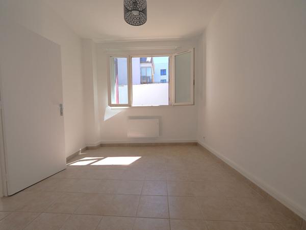 Appartement Romainville 2/3 pièces 52 m2