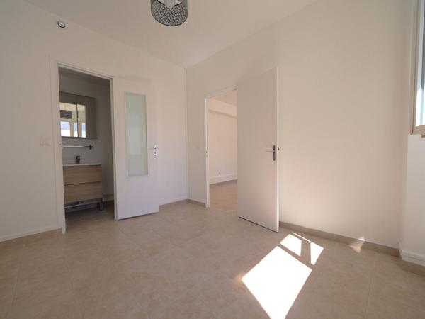 Appartement Romainville 2/3 pièces 52 m2