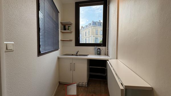 Bureau centre ville de Vichy 140m2 avec parking