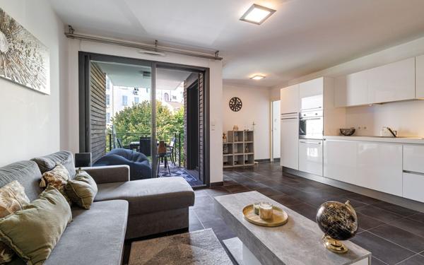 Appartement à vendre    2 pièces • 38,93 m2 Nice