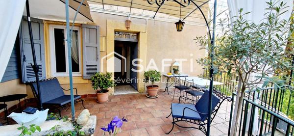 Dans maison, charmant appartement de 55 m² à Apt avec jardin, 2 garages et 1 cave – proche centre-ville