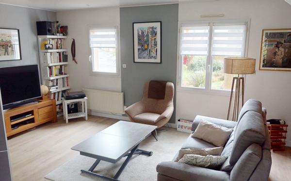 Maison à vendre    5 pièces •  Querqueville