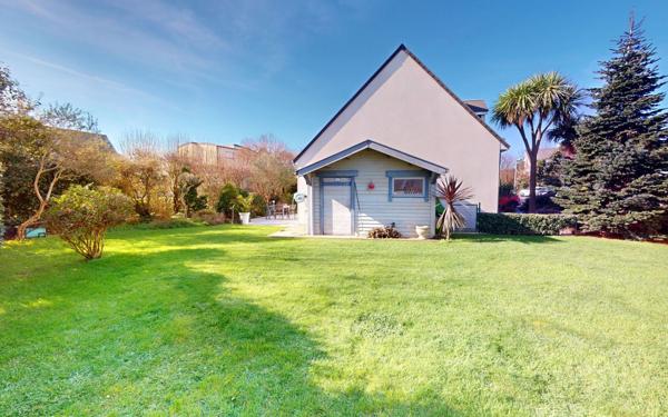 Maison à vendre    5 pièces •  Querqueville