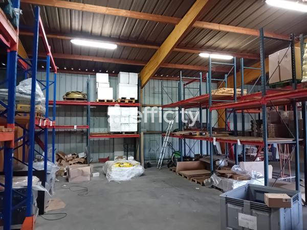 Local Commercial - 900 m²