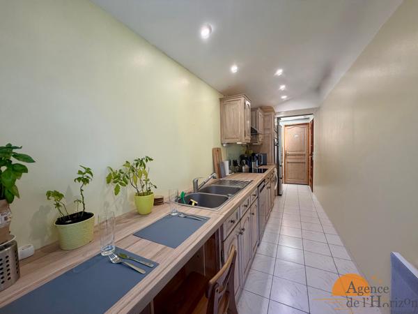 ARES - MAISON 2 CHAMBRES PROCHE BASSIN ET CENTRE VILLE