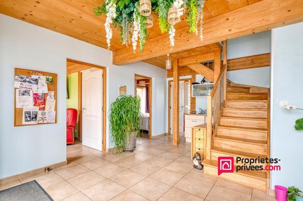 Maison Neyron 10 pièce(s) 312 m2