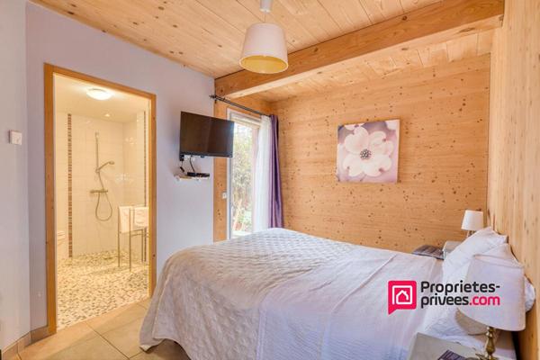 Maison Neyron 10 pièce(s) 312 m2