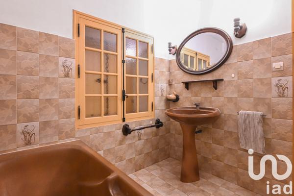 Maison à vendre 6 pièces 126 m² Gémenos