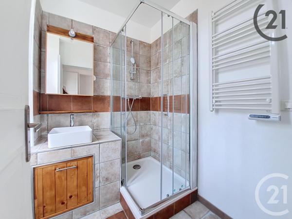 Appartement F2 à vendre  2 pièces - 50,70 m2 MONTEREAU FAULT YONNE - 77