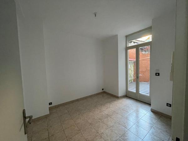 Rez de jardin 3 pièce(s) 2 chambre(s) 70 m²