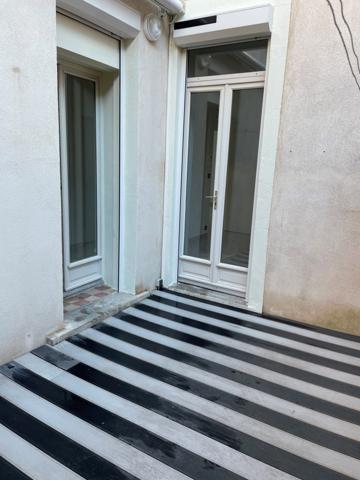 Rez de jardin 3 pièce(s) 2 chambre(s) 70 m²
