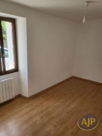 Location maison Sainte Pazanne : 800 € - AJP Immobilier Sainte-Pazanne