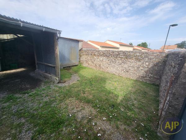 Location maison Sainte Pazanne : 800 € - AJP Immobilier Sainte-Pazanne