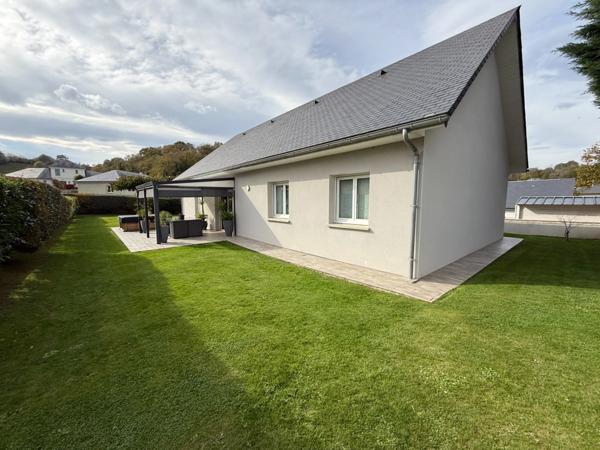 Superbe villa de plain pied avec combles aménageables