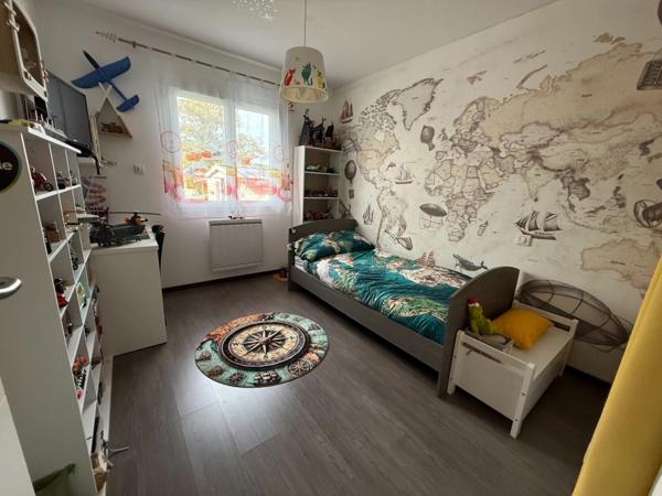 Superbe villa de plain pied avec combles aménageables