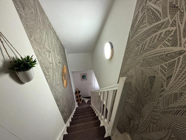 Superbe villa de plain pied avec combles aménageables