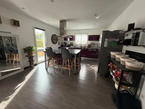 Superbe villa de plain pied avec combles aménageables