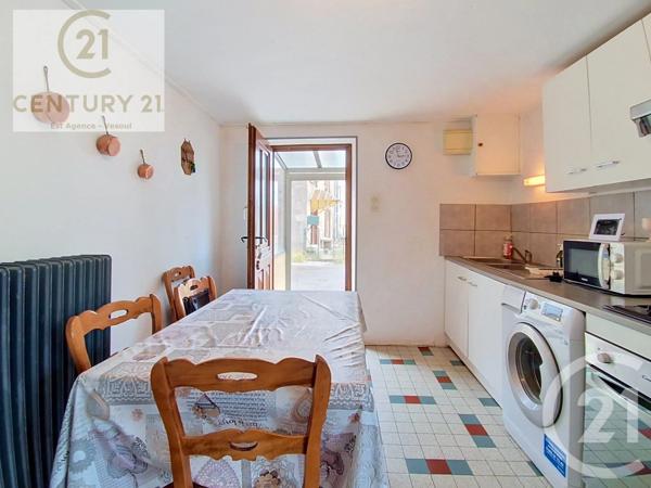 Maison à vendre  4 pièces - 99 m 2   FOUGEROLLES  - 70
